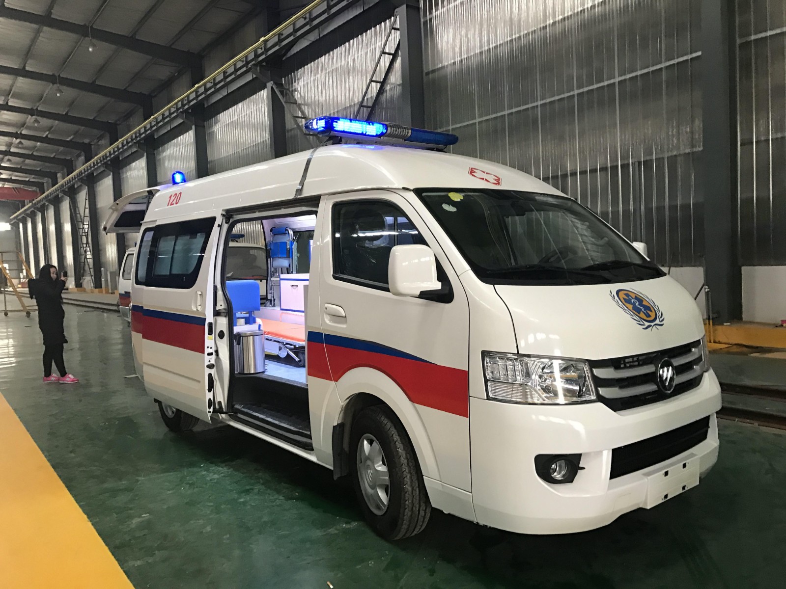 阿拉尔市救护车转院