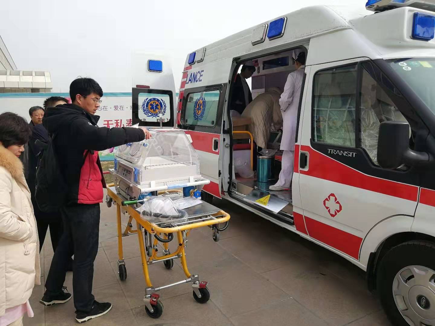 阿拉尔市救护车转院